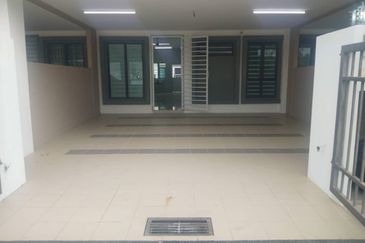 TAMAN BAYU INDERA, LUKUT