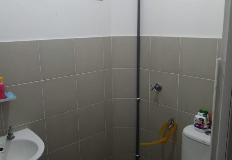 TAMAN BAYU INDERA, LUKUT