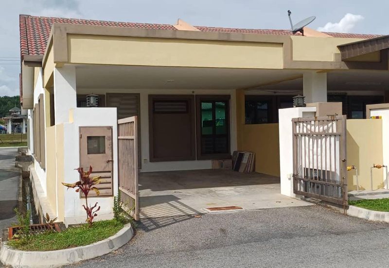 TAMAN BAYU INDERA, LUKUT