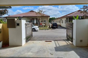 TAMAN BAYU INDERA, LUKUT