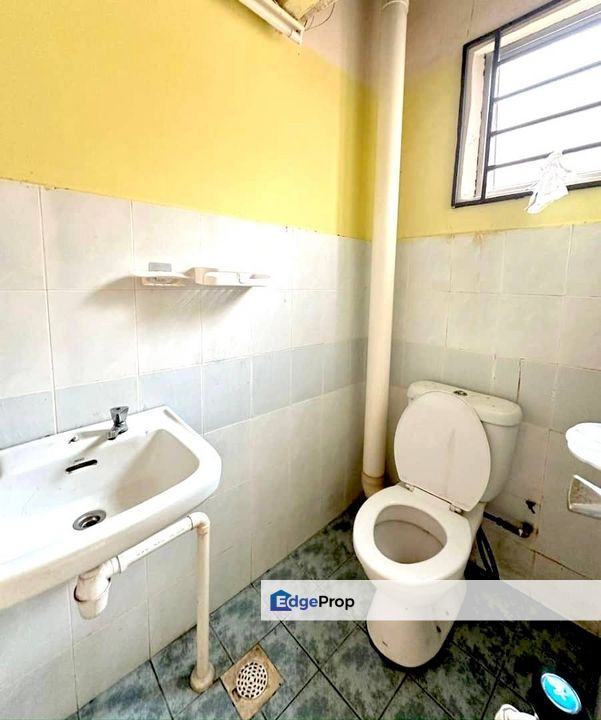 APARTMENTS SEREMBAN PUTRA GROUND FLOOR  SIKAMAT  FOR SALE, Negeri Sembilan, Seremban