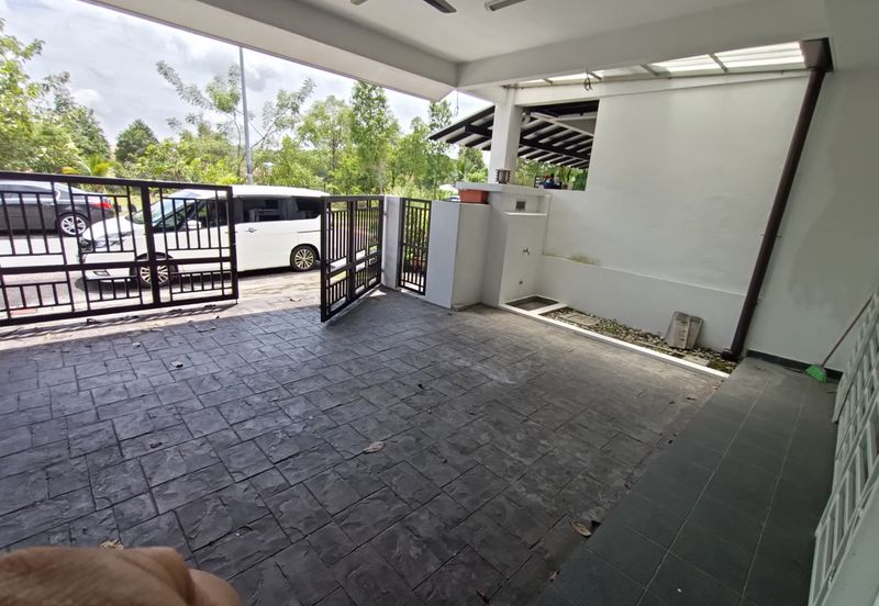 BANDAR AINSDALE FASA 2(SEGAR)