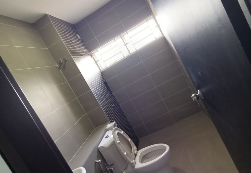 BANDAR AINSDALE FASA 2(SEGAR)