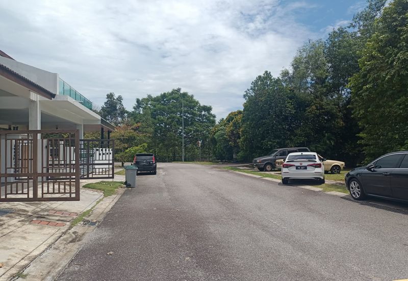 BANDAR AINSDALE FASA 2(SEGAR)