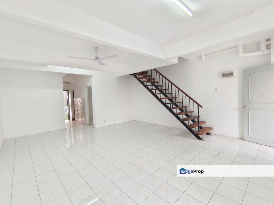 DOUBLE STOREY TAMAN DESA MELOR SENAWANG FOR SALE, Negeri Sembilan, Senawang