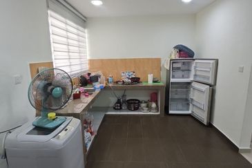 TAMAN PELANGI (SIKAMAT)