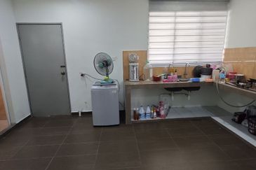 TAMAN PELANGI (SIKAMAT)