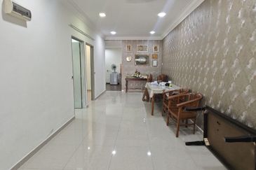 TAMAN PELANGI (SIKAMAT)