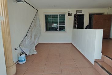 TAMAN PELANGI (SIKAMAT)