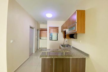 Laman Delfina @ Nilai Impian