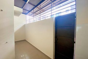 Laman Delfina @ Nilai Impian