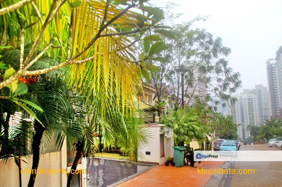 Mont Kiara Semi D , Kuala Lumpur, Mont Kiara