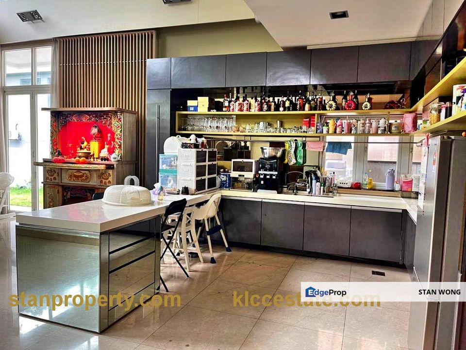 Country Heights Damansara Bungalow, Kuala Lumpur, Country Heights Damansara