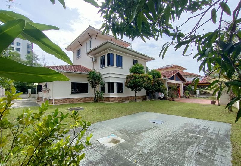 Bandar Tun Hussein Onn