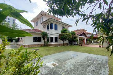 Bandar Tun Hussein Onn