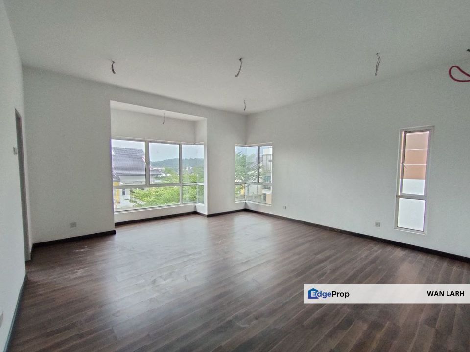 SEMI D 3 STOREY D'IMPIAN TROPIKA BALAKONG, Selangor, Balakong