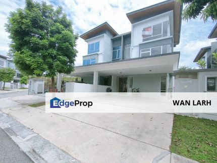 FREEHOLD 3 STOREY SEMI D CLUSTER PARKFIELD TROPICANA HEIGHTS KAJANG, Selangor, Kajang