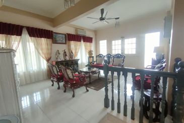 Jalan Suasana, Bandar Tun Hussein Onn