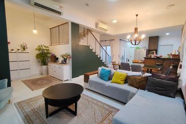 Parkfield Residences, Tropicana Heights