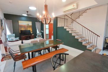 Parkfield Residences, Tropicana Heights