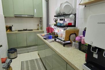 Parkfield Residences, Tropicana Heights