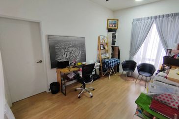 Parkfield Residences, Tropicana Heights