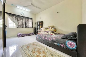 Kristal Villa Condominium