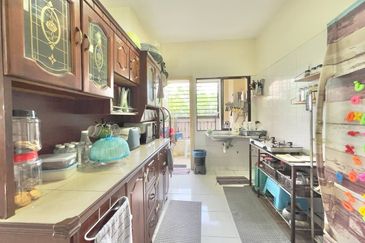 Kristal Villa Condominium