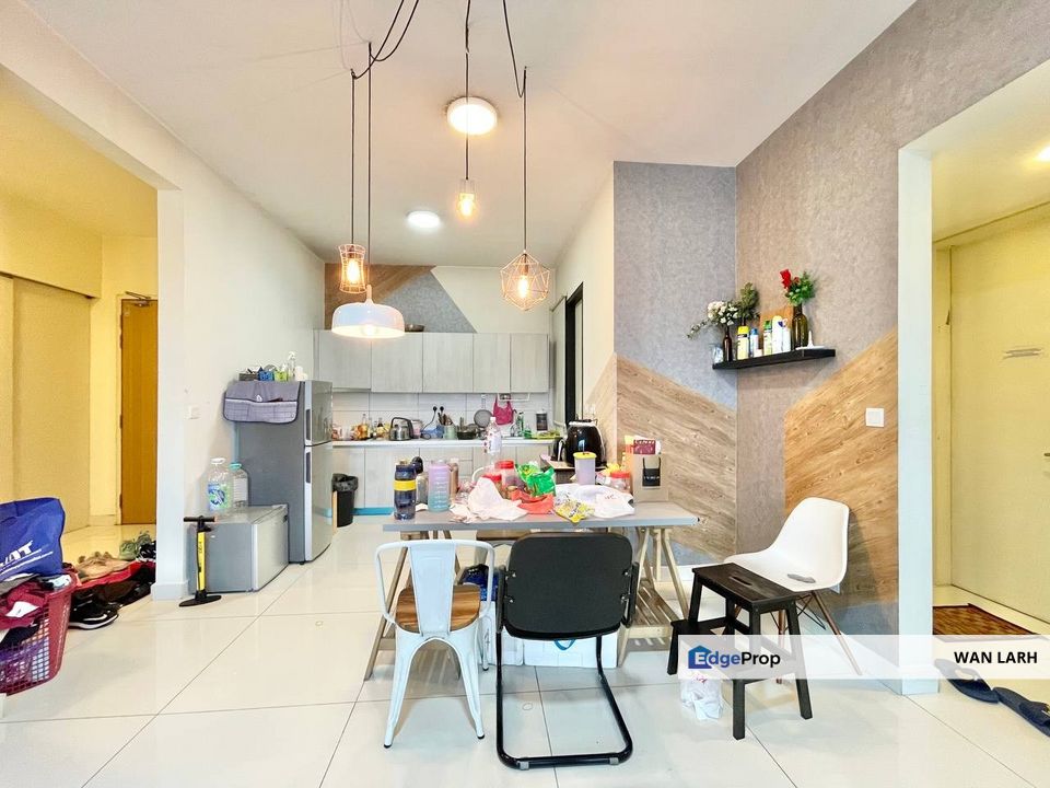 FULLY FURNISHED MKH BOULEVARD CONDOMINIUM KAJANG, Selangor, Kajang