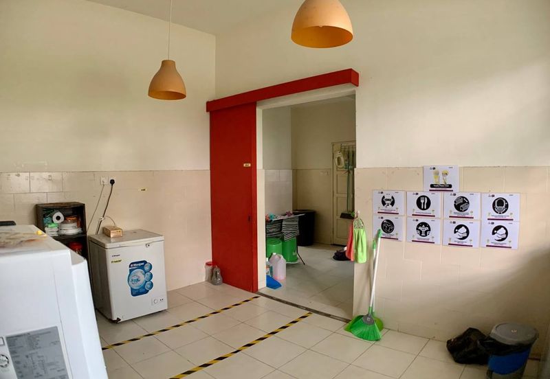 Avis 2 @ Setia Alam Sari