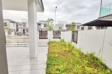 Frossa @ Setia Ecohill 2