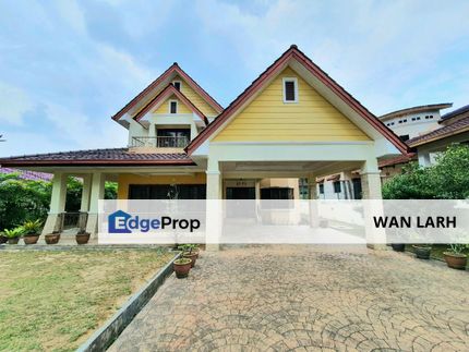 BEAUTIFUL DOUBLE STOREY BUNGALOW SAUJANA IMPIAN GOLF AND COUNTRY CLUB KAJANG, Selangor, Kajang