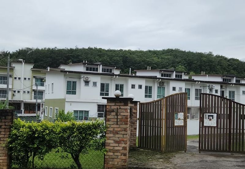 Kampung Sungai Merab Luar