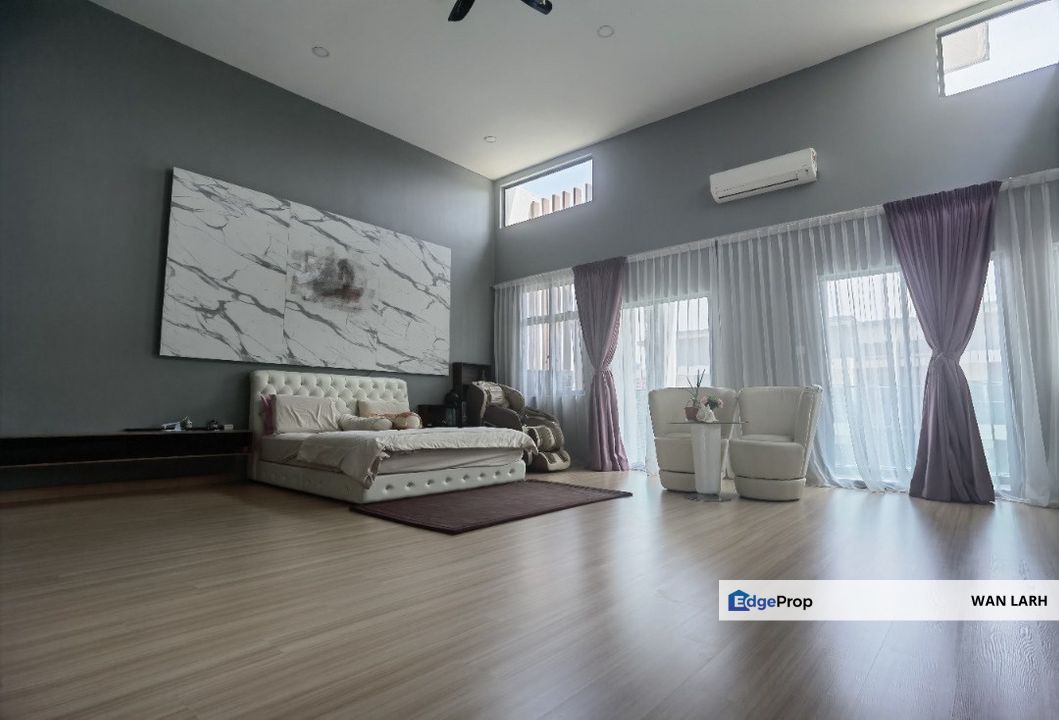 TRIPLE STOREY REFLEXION POOL VILLA BANDAR NUSAPUTRA @ PUCHONG, Selangor, Puchong South