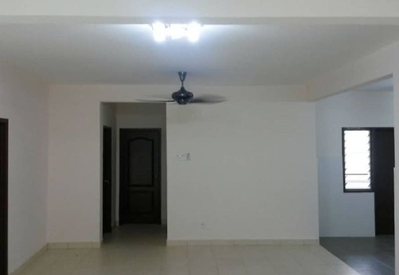 Villa Park Condominium