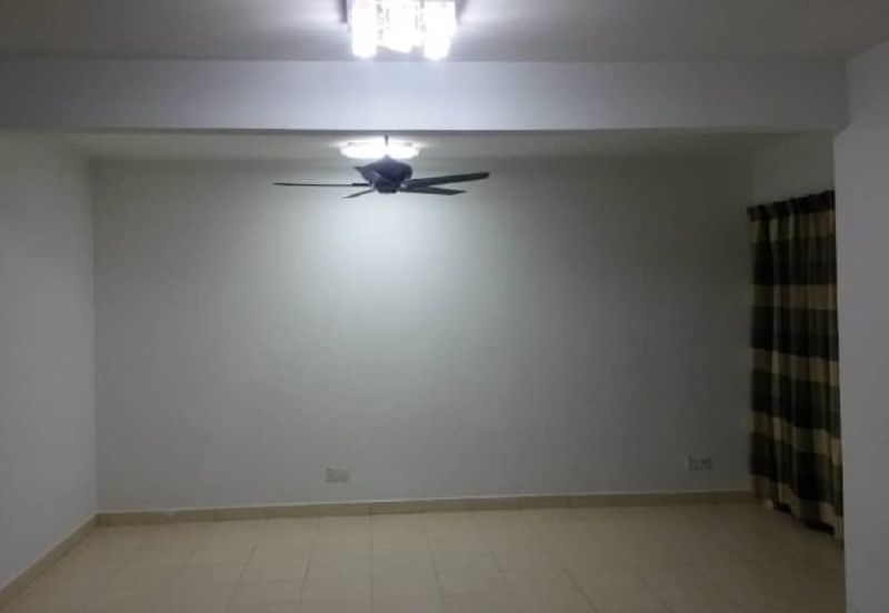 Villa Park Condominium