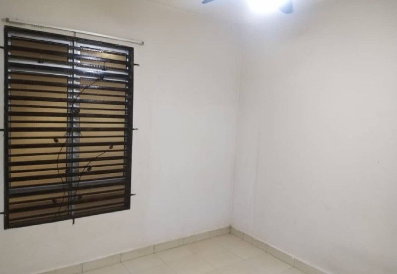 Villa Park Condominium