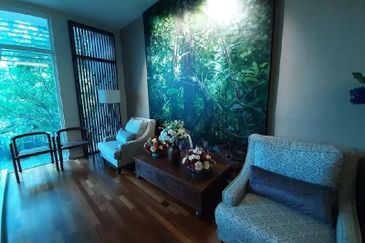 Lagenda Waterfront Homes