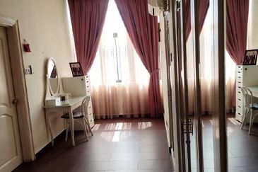 Villa Putra Condominium