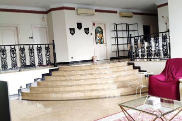 Villa Putra Condominium