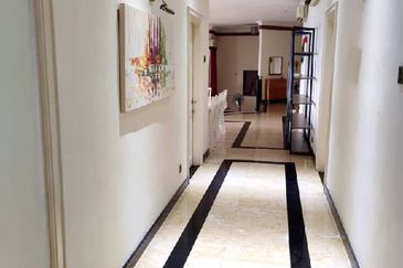 Villa Putra Condominium