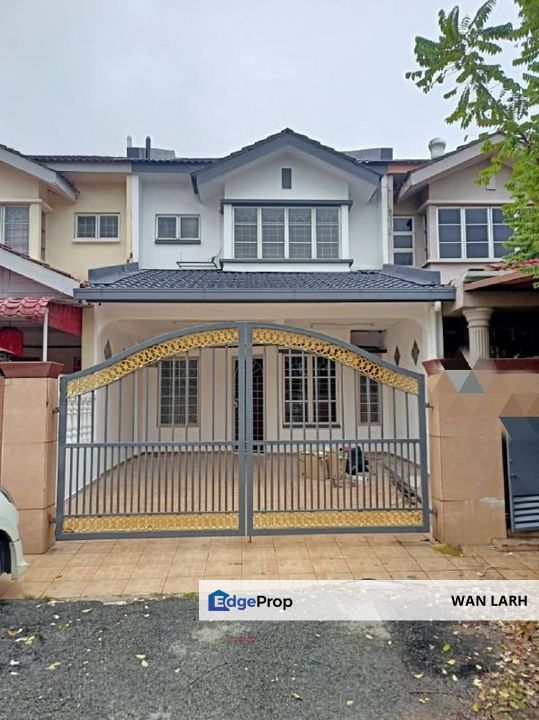 Double Storey Terrace House Taman Putra Prima Phase 3E, Puchong for ...