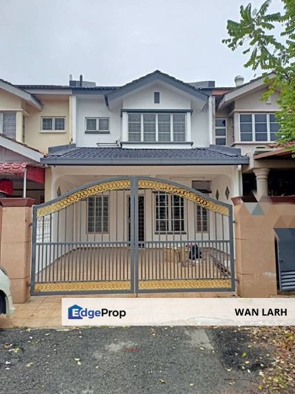 Double Storey Terrace House Taman Putra Prima Phase 3E, Puchong, Selangor, Puchong