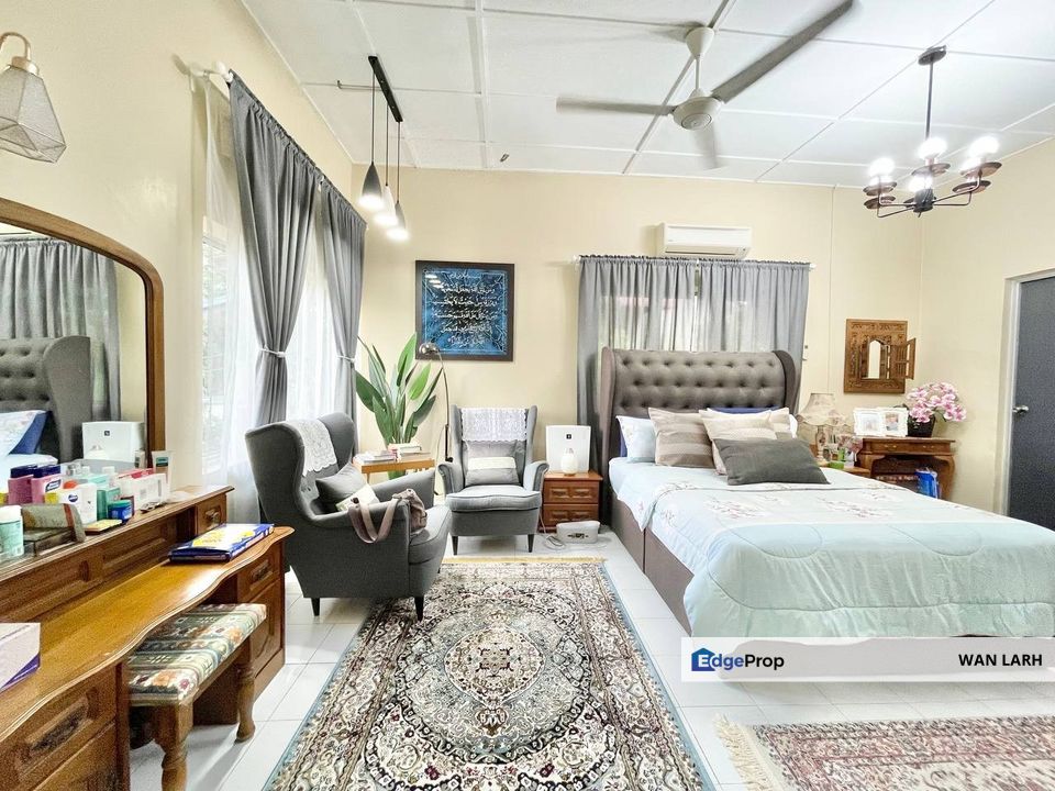 DOUBLE STOREY BUNGALOW TAMAN SRI KAJANG, KAJANG, Selangor, Kajang