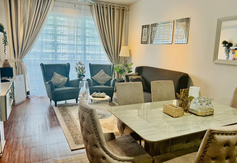 Puncak Hijauan (Hijauan Heights)