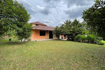 Kampung Sungai Kantan