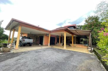 Kampung Sungai Kantan