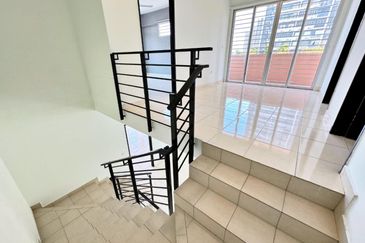 Bangi Avenue 3, Seksyen 7