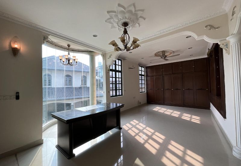 Suadamai, Bandar Tun Hussein Onn