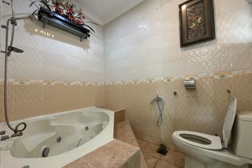 Suadamai, Bandar Tun Hussein Onn